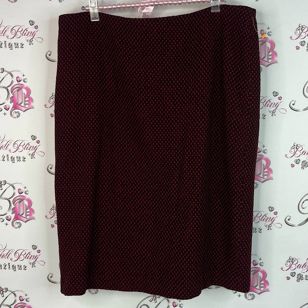 Lord & Taylor skirt textured pattern dotted lace look tweed Burgundy Pencil